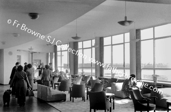 DUBLIN AIRPORT COLLINSTOWN LOUNGE